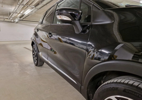 Renault Captur cena 49600 przebieg: 104831, rok produkcji 2015 z Gdańsk małe 781